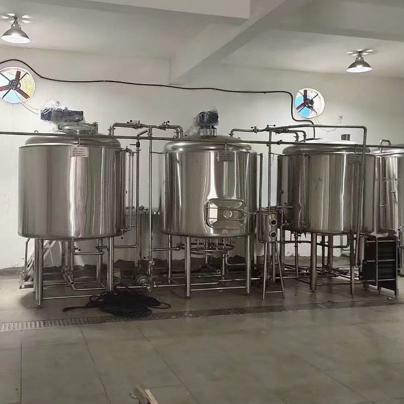齐河精酿啤酒设备厂—如何延长精酿啤酒设备的使用寿命